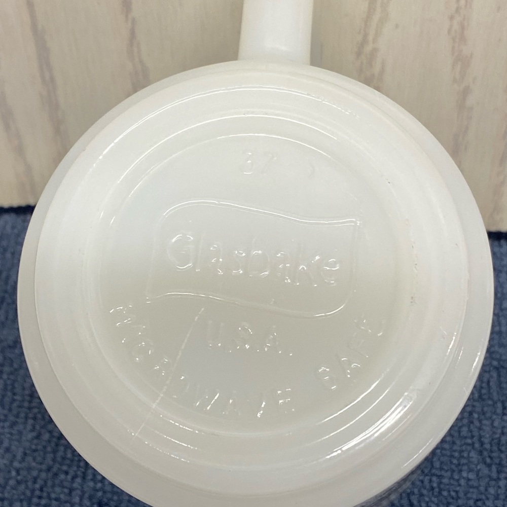 MOM Vintage 1970s
Glasbake White Glass
Coffee Mug Cup Greatest
World Tender Love - Picture 6 of 8